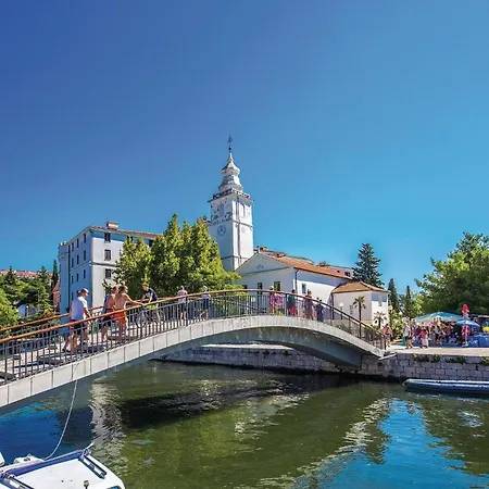 Lovely In With Wifi Apartman Crikvenica